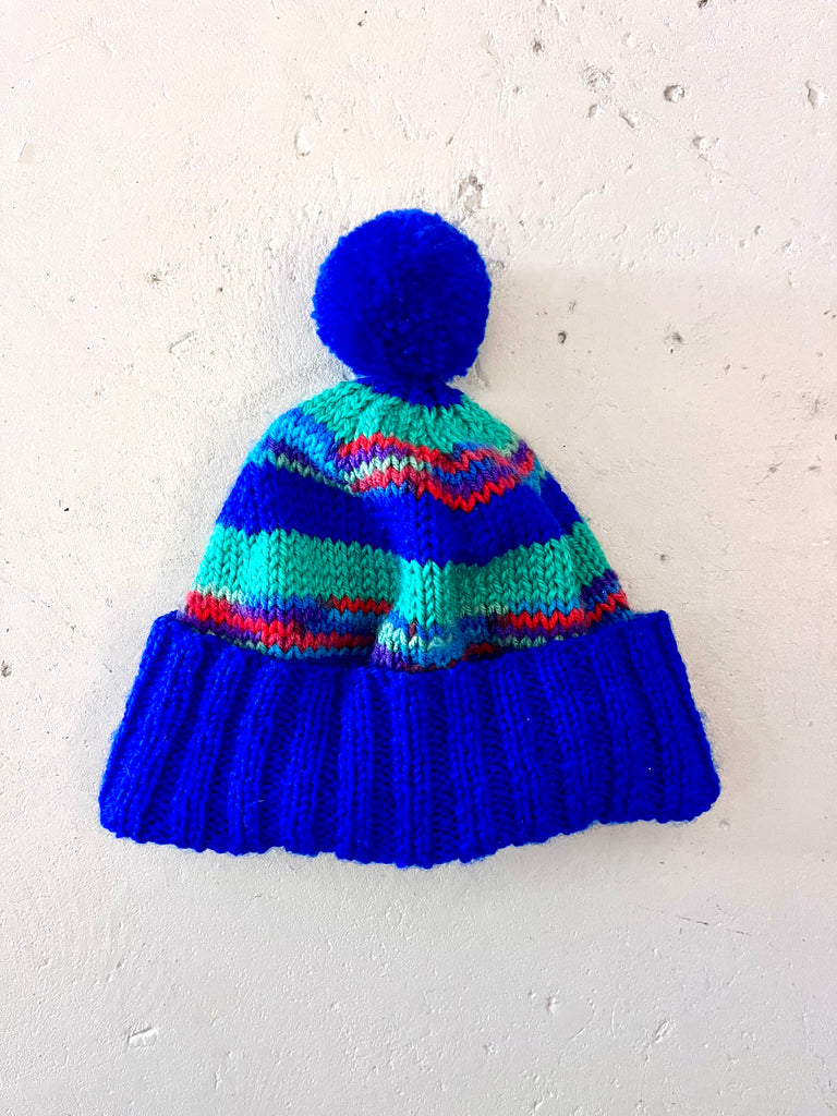 HAND-KNIT BEANIE - BLUE